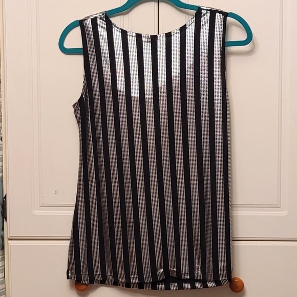 💖2 for $30!💖  Just One Silver and Black Cowl Neck Tank Top - Picture 3 of 6